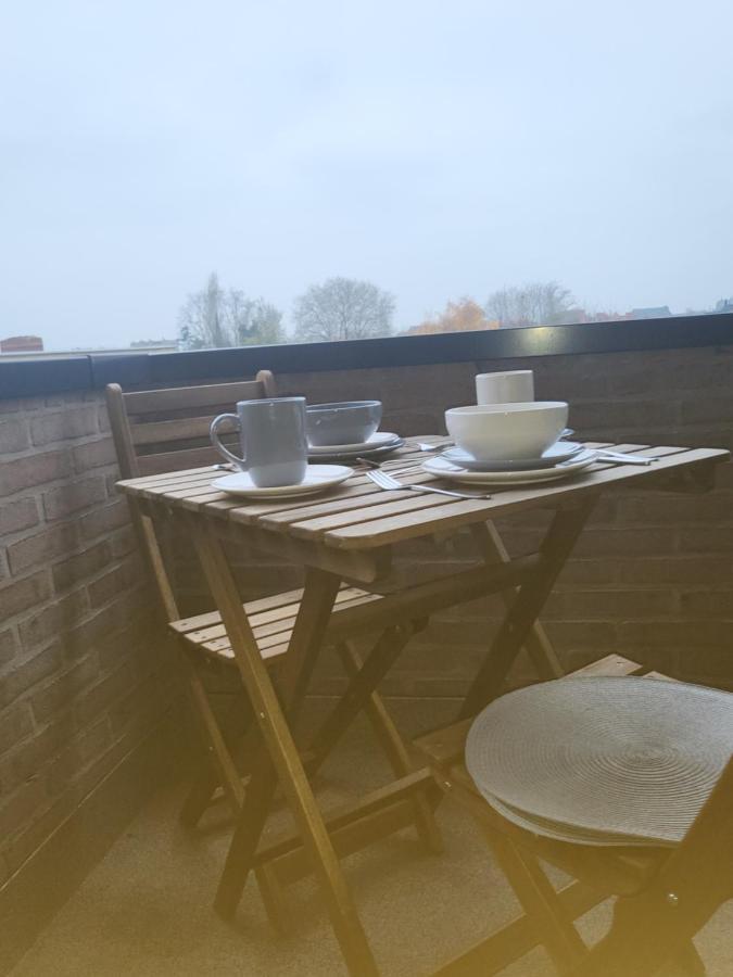 Gezellig Appartement In Brugge, Nabij Damme. Экстерьер фото